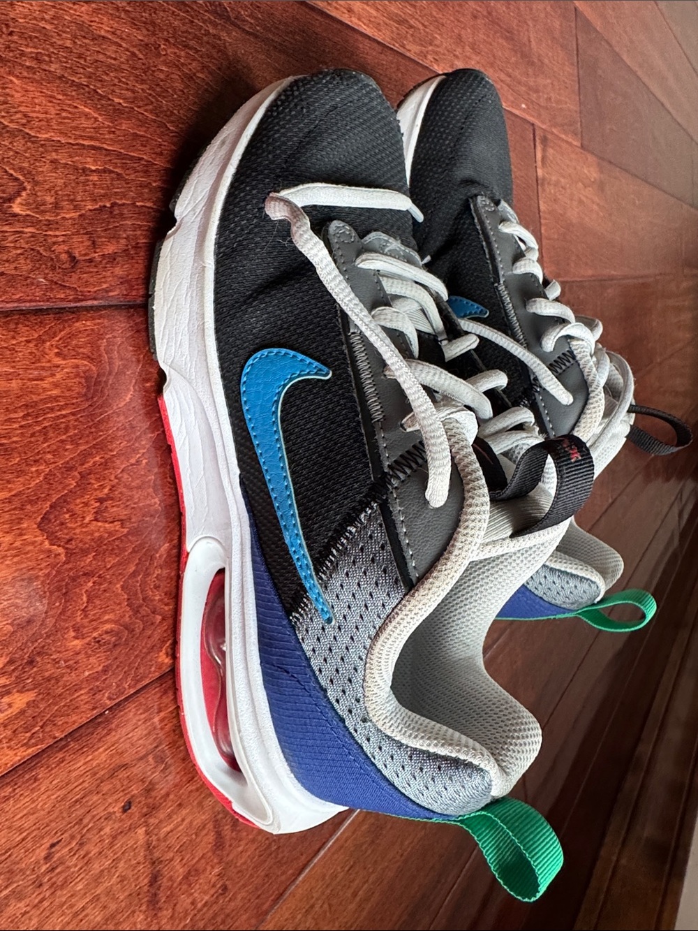 Nike Black Mesh Air Max Inspired Sneakers with Blue Swoosh boys 4.5